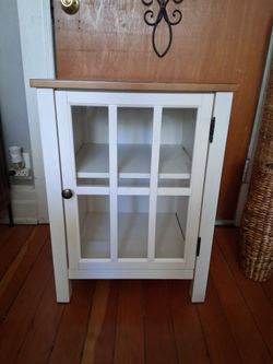 Small cabinet