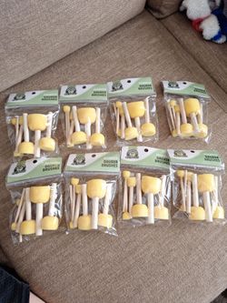 Assorted Dauber Brushes, a 6-piece set. 8 packs