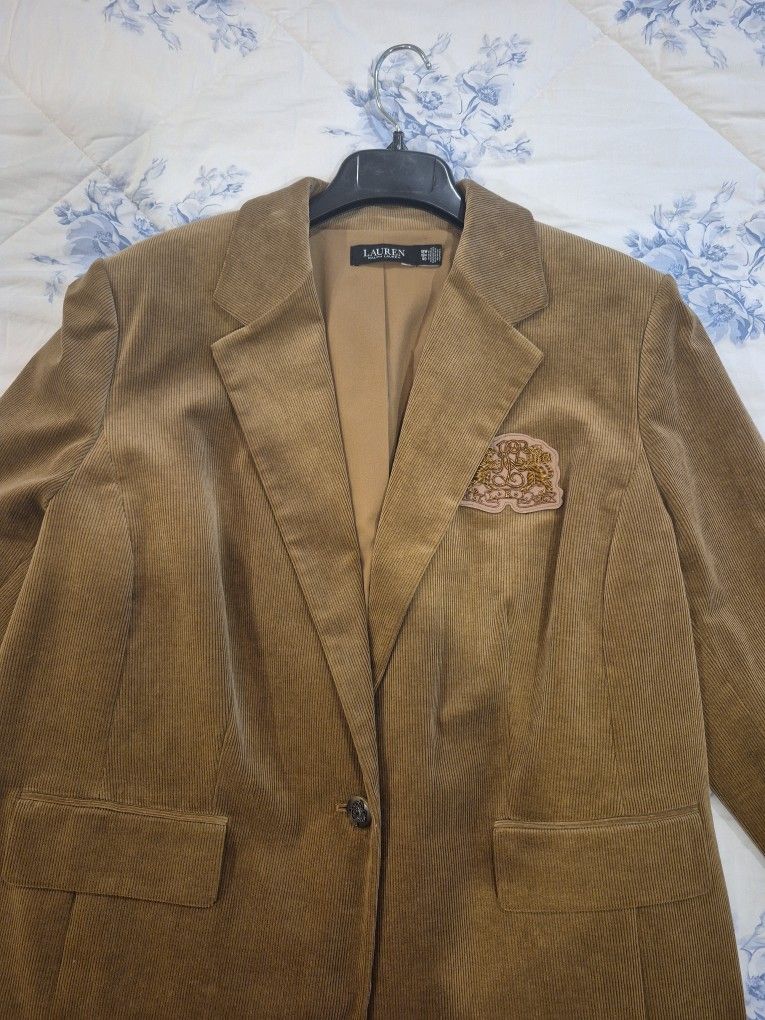 Ralph lauren Corduroyd.
Woman's Jacket 