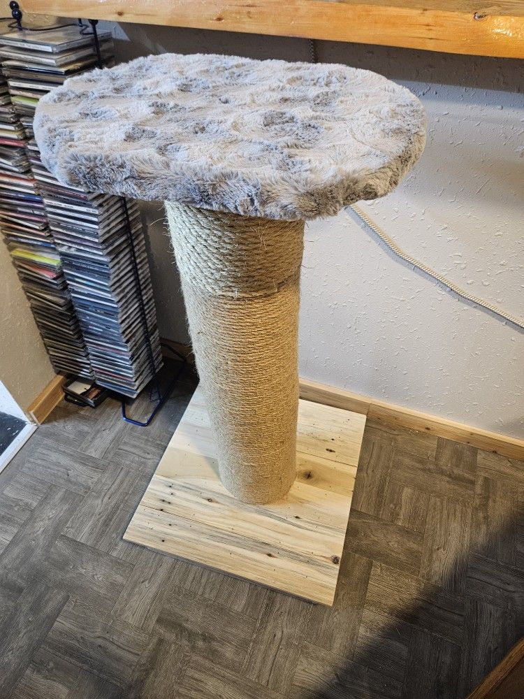 Handmade Cat Scratch Post