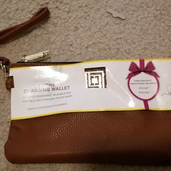 Liz Claiborne purse & Charging Pocket-New