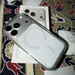 Apple iPhone 17 Pro- Silver 256GB Unlocked Apple 