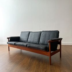Mid Century Modern Danish Sofa (delivery Available)