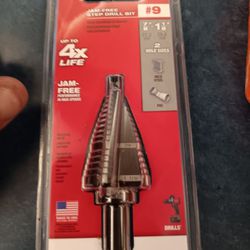   I Have 3 Of Them For $40        7/8 To 1 1/8 In Milwaukee Drill Bits