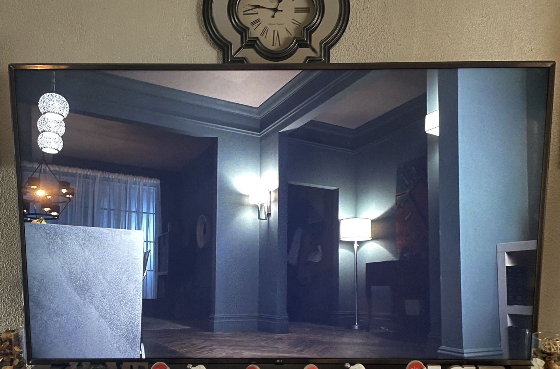 Lg Thinq 75” Smart Tv