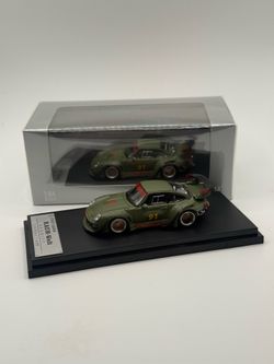 1:64 Porsche