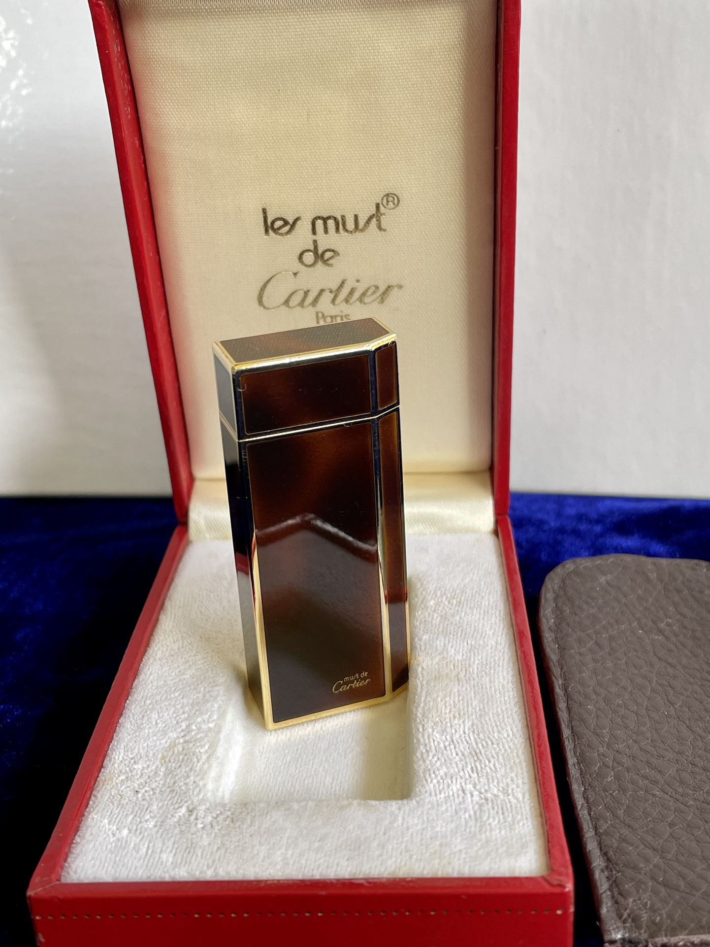 Lighter Vintage Pentagon Mini Brown Mint Condition Full Working + Gift Leather Case for Sale in San Diego, CA OfferUp