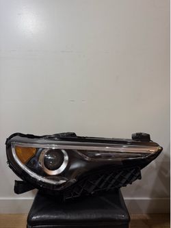 Alfa Romeo Stelvio 2017-2023 Right Passenger Side Headlight