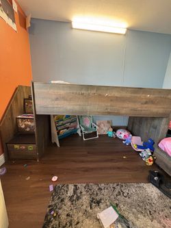 Twin Bunk Bed