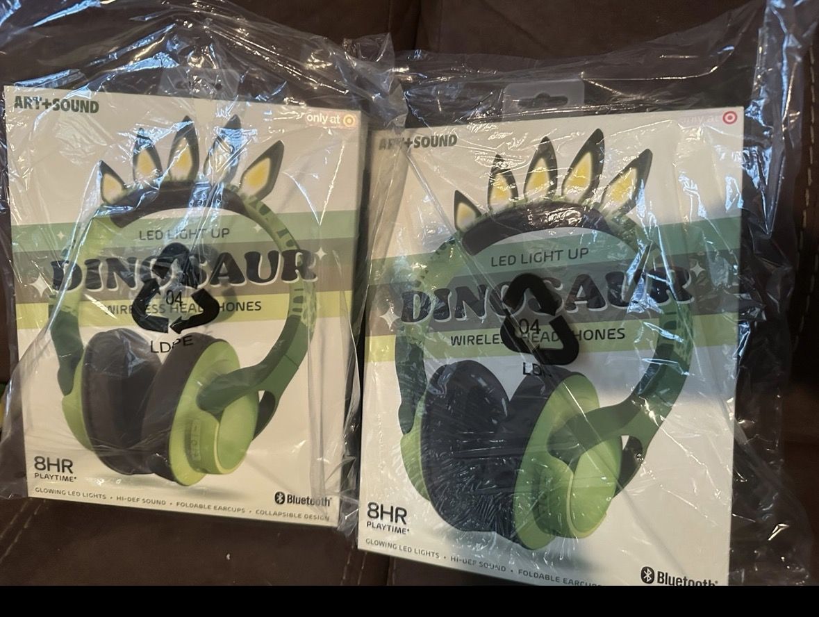 New LED light up wireless dinosaur Bluetooth headphones