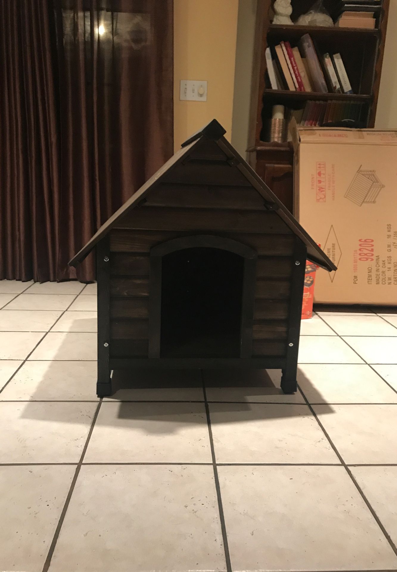 Brand new small dog house