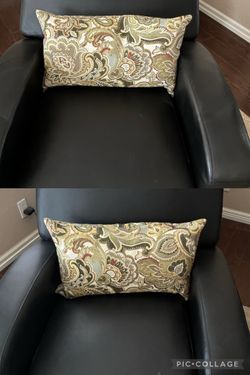 Set of leather recliners