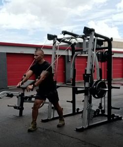 45+35+25 Set+ weight lifting Gym Smith Machine+Bench.Homestead+delivery fee & 15 Exercises over