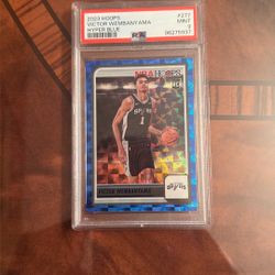 2023 Hoops Victor wembanyama Blue Hyper Rookie PSA 9