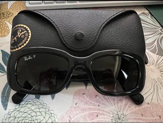 Women’s Ray Bans