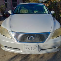 2008 Lexus LS