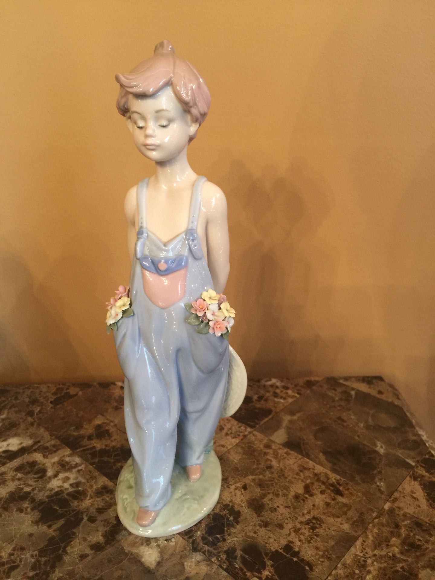 Lladro Collector's Society Figurine #7650-"Pocket Full Of Wishes" Retired 1997