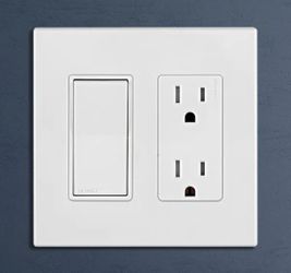 thumbnail image 2 of Leviton Lever Edge Duplex Receptacle – Commercial Grade, White, 20A 125V, Open Box (R02-ECBR2-00W) 2 of 4