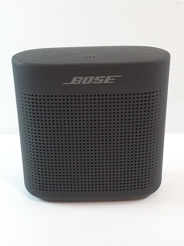 Bose SoundLink Color II Bluetooth Portable Speaker System - Black with charging cable