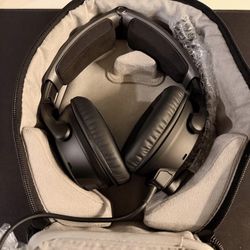 Bose A30 Aviation Headset Dual Plug New