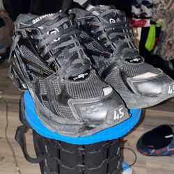 Balenciaga Runners Black 