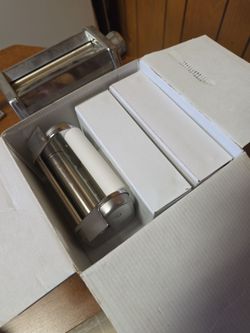 Pasta Maker Deluxe