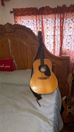 acoustic guitar