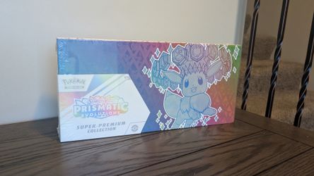 Pokémon Prismatic Evolutions Super Premium Edition