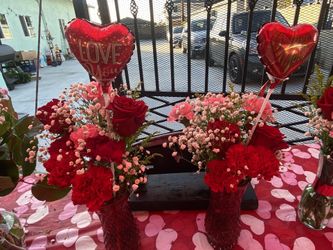 Valentine’s Flower Arrangements