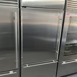 Stainless Steel Monogram 36” Bottom Freezer Built In Fridge Ice Maker