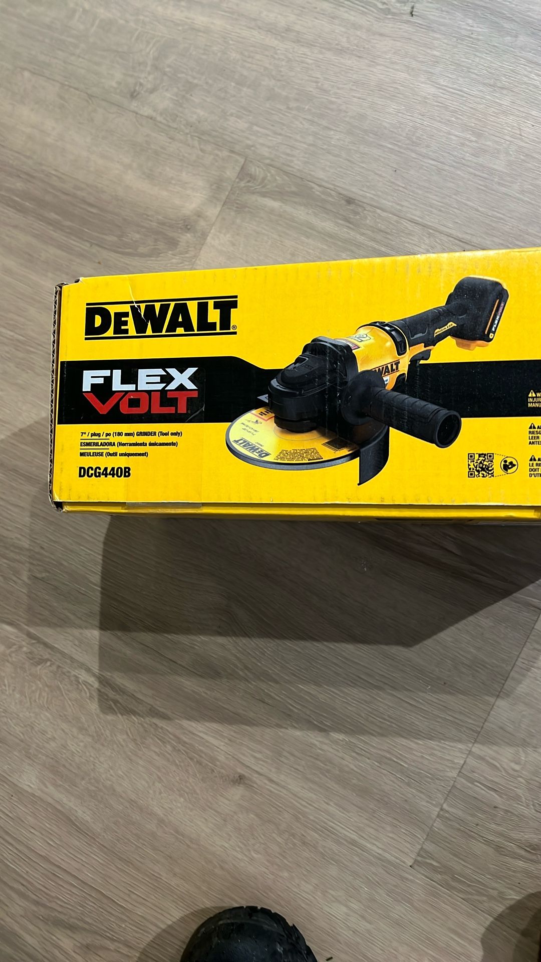 Dewalt Grinder Flexvolt. 7”. Inches Model DCG440B. Tool Only