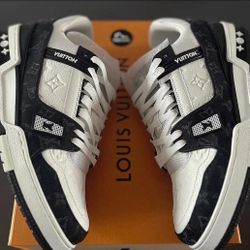 Louis Vuitton Trainers Size 6&9