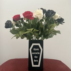 Attract And Unique Vase With Silk Roses