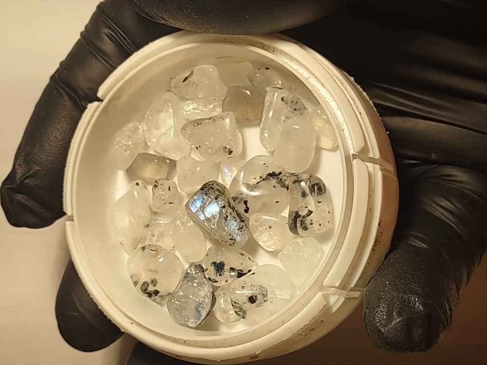 30 pieces gem grade moonstone