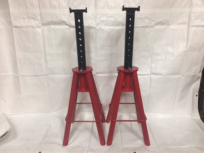 10 ton pin type jack stands 2 pcs 250.00