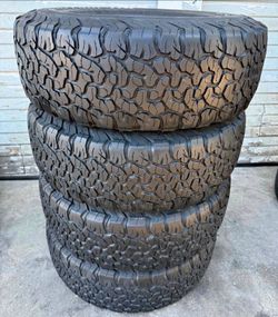 265/75/16 Bfgoodrich 4 llantas con 85 de vida 🙃🙃🙃