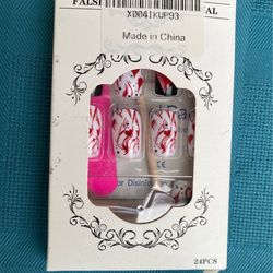 Blood Red Love Heart Fake Nails