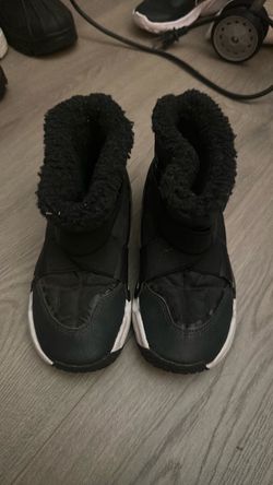 Nike warm boots