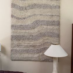 Carpet/ Wall Hanger