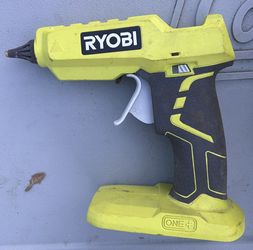 Ryobi P305 One+ 18V Lithium Ion Cordless Hot Glue Gun w/ 3 Multipurpose Glue Sticks (Battery Not Included )$60