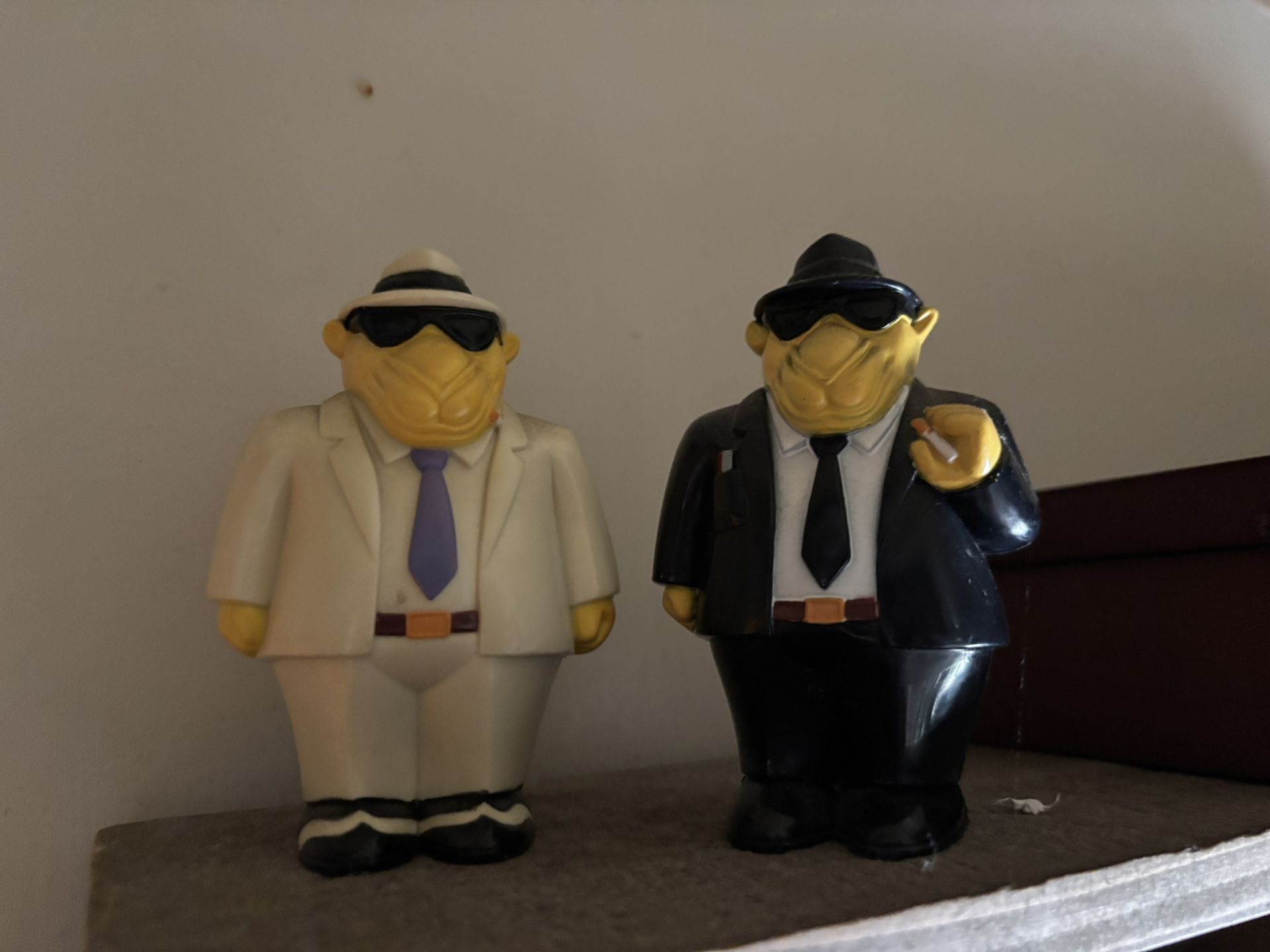 Joe Camel Salt And Pepper Shakers