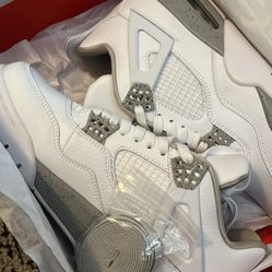 Air jordan retro white and grey size 7.5