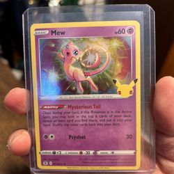 Mew 11/25 SWSH Celebrations Holo Rare Pokemon TCG Card NM/M 011/025
