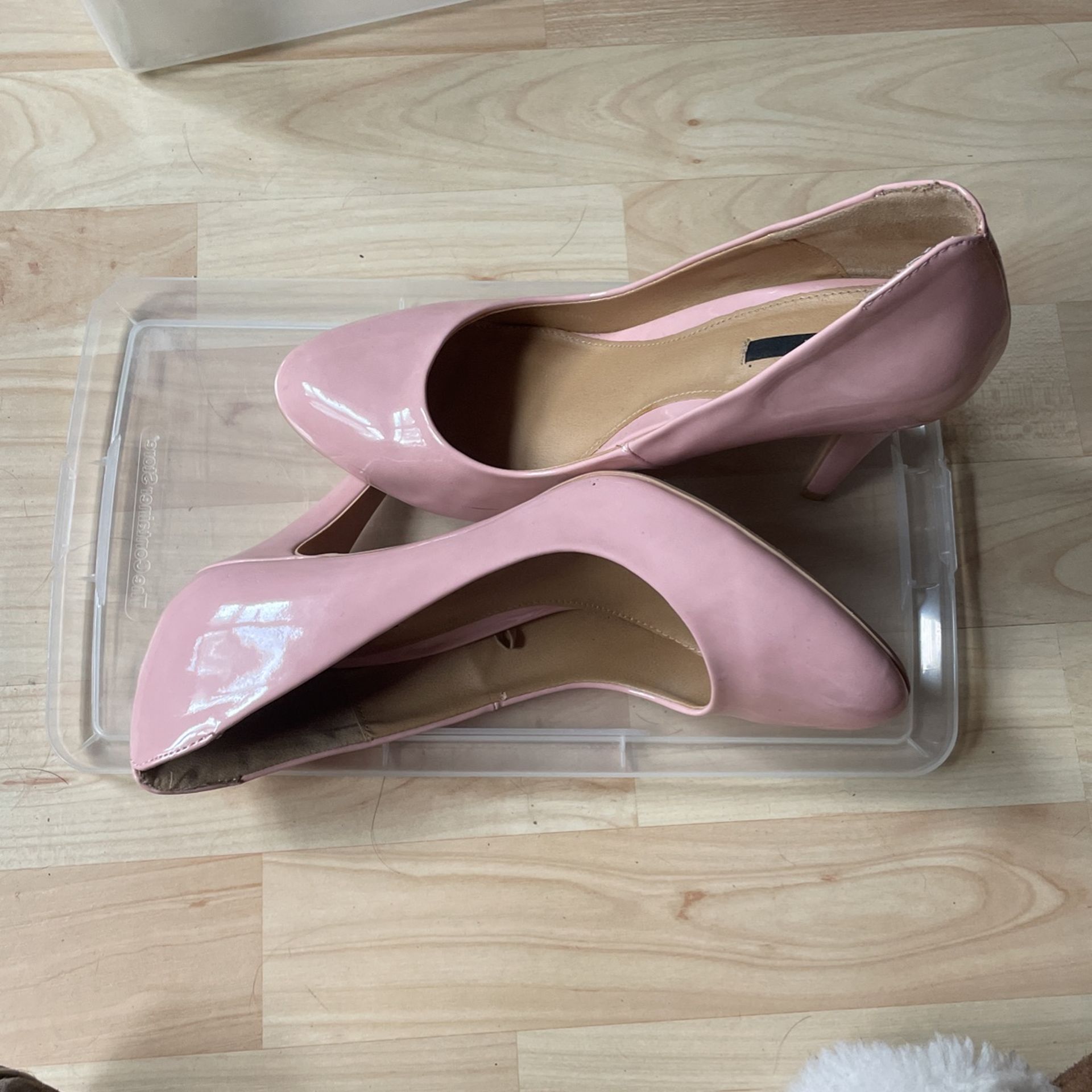 Light Pink Pumps