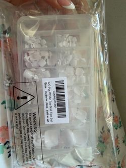 White Toe Nail Tips
