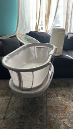 Baby bed good condition $20