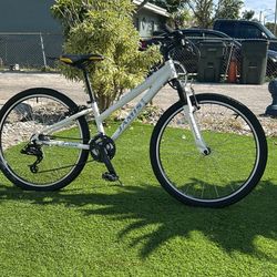 Jamis Ranger 21 speed 26” tires 