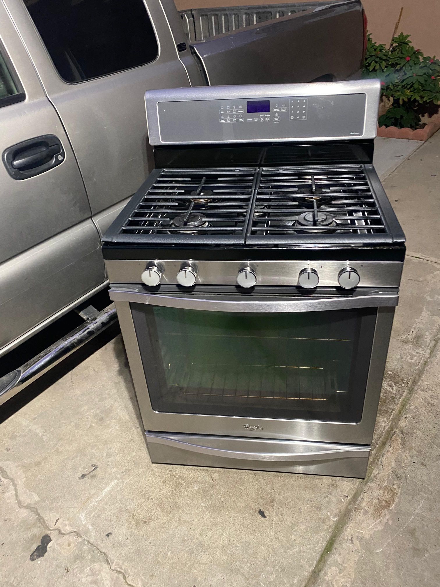 Whirlpool Natural Gas Stove
