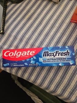 Colgate MaxFresh Cool Mint Toothpaste 6.3 oz