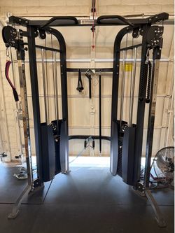 Titan functional trainer